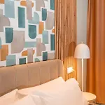 Noah Gate & Hotel
