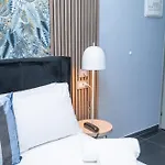 Noah Gate & Hotel