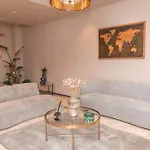 Noah Gate & Hotel 4*