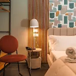 Otel Noah Gate &