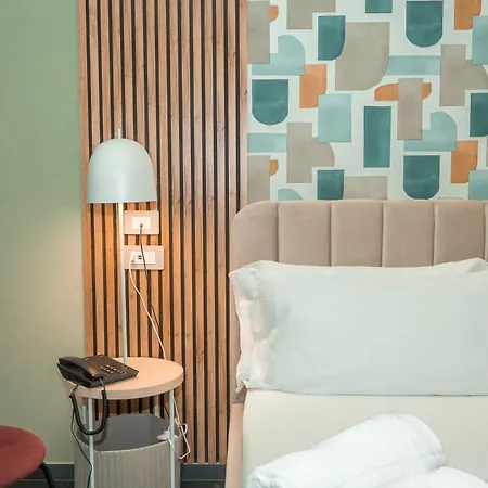 Noah Gate & Otel Napoli