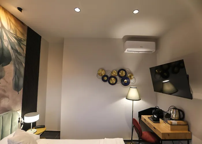 فندق Noah Gate & 4*