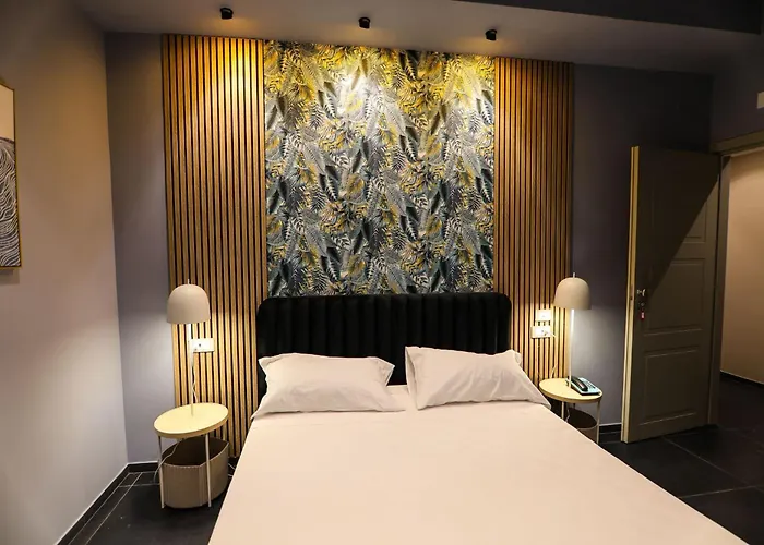 فندق Noah Gate & نابولي