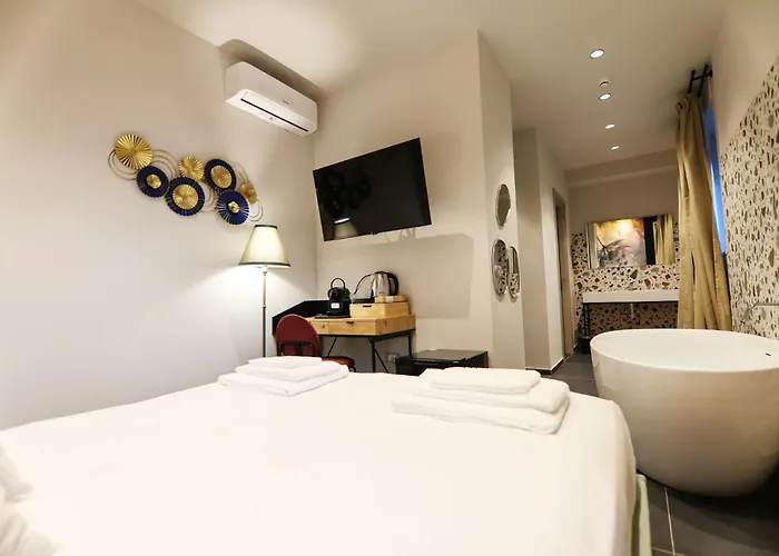 فندق Noah Gate & نابولي