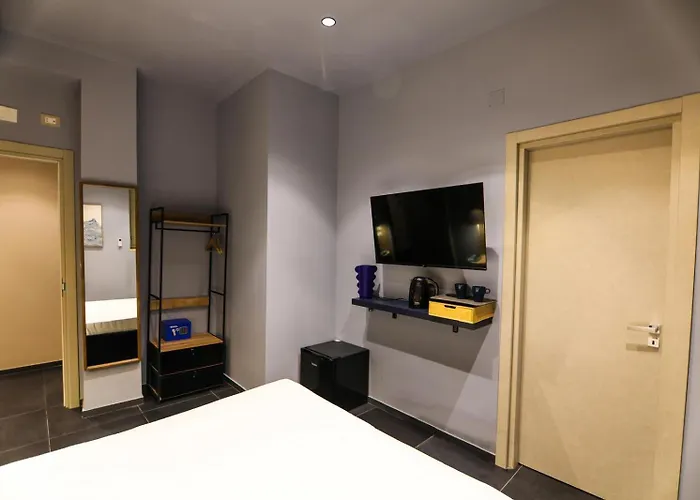 Noah Gate & Отель