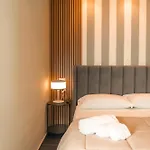Noah Gate & Hotel Neapel