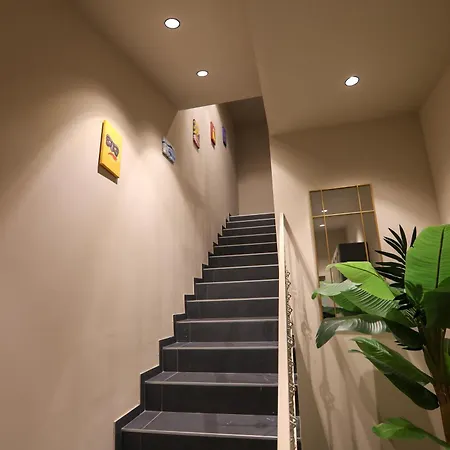 Hotel Noah Gate & 4*