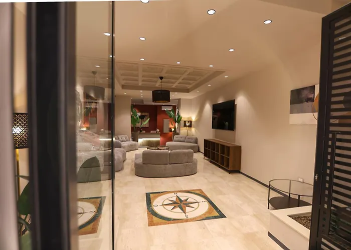 Hotel Noah Gate & 4*