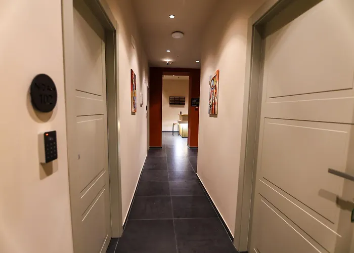 Noah Gate & Hotel 4*