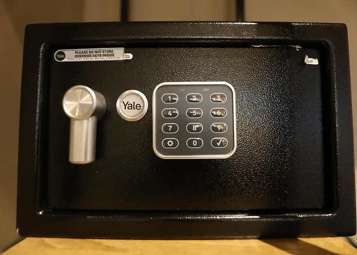 Hotel Noah Gate & 4*