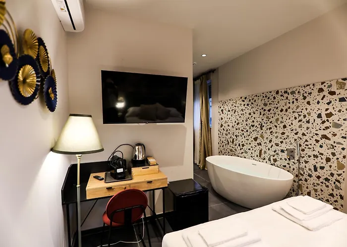 Noah Gate & Hotel 4*